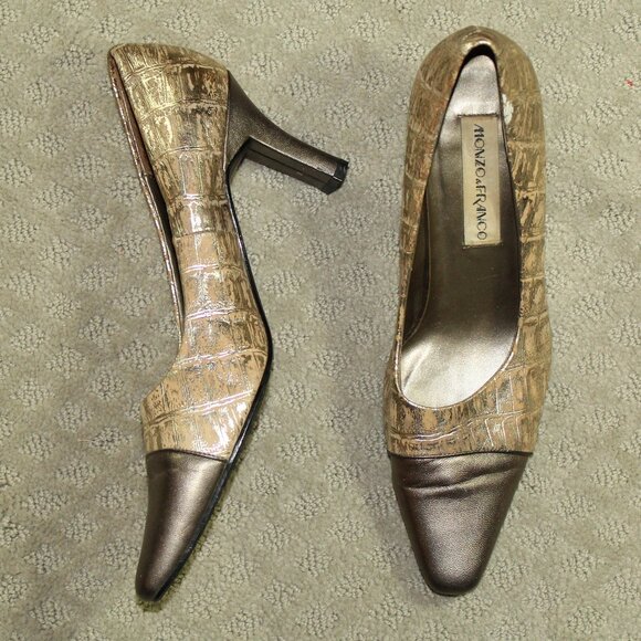 Monzo & Franco Elise Women's 9M Silver Bronze Textured Print 3" Block Heels - Picture 1 of 6